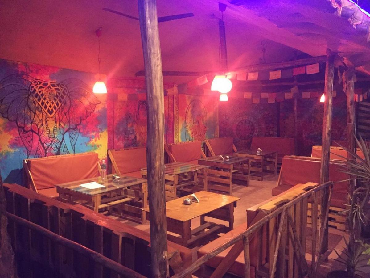 Road House Hostel Bãi biển Bãi biển Palolem Ngoại thất bức ảnh