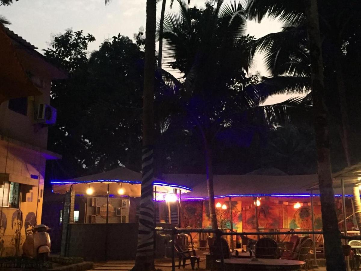 Road House Hostel Bãi biển Bãi biển Palolem Ngoại thất bức ảnh
